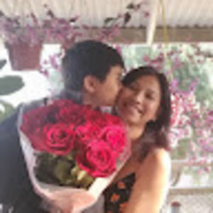 Meet your Posher, Elisa